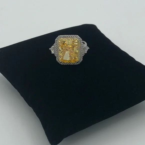 8ct Fancy Canary Ring - Picture 7 of 12